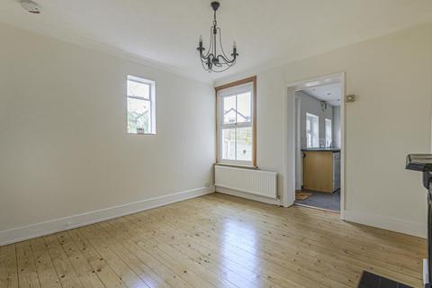 69 Ludlow Road, Guildford, GU2 7NW