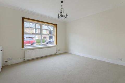 69 Ludlow Road, Guildford, GU2 7NW