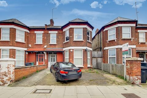 3 bedroom flat for sale, Fordwych Road, Kilburn NW2