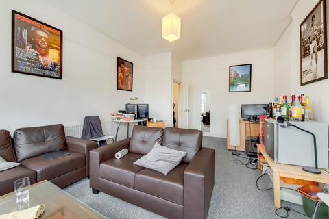 3 bedroom flat for sale, Fordwych Road, Kilburn NW2