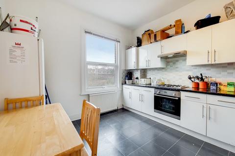 3 bedroom flat for sale, Fordwych Road, Kilburn NW2