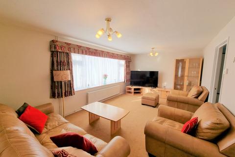 42 Ambassador, Bracknell, RG12 8XP