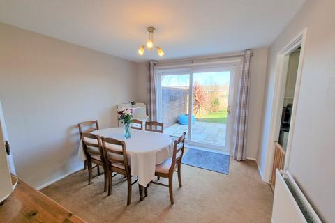42 Ambassador, Bracknell, RG12 8XP