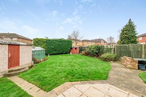 36 Foxlake Road, Byfleet, West Byfleet, KT14 7PW