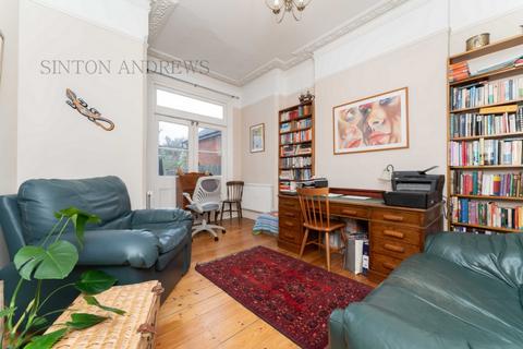 5 bedroom house for sale, Kent Gardens, Ealing, W13