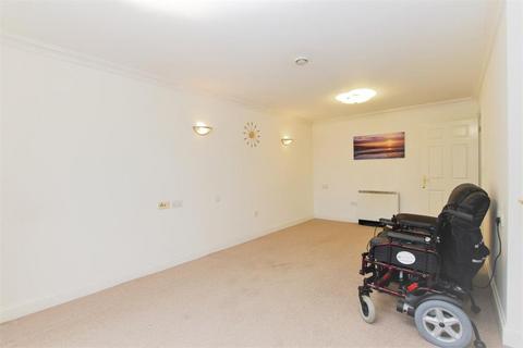1 bedroom retirement property for sale, Pegasus Court, Kenton, HA3 0XT