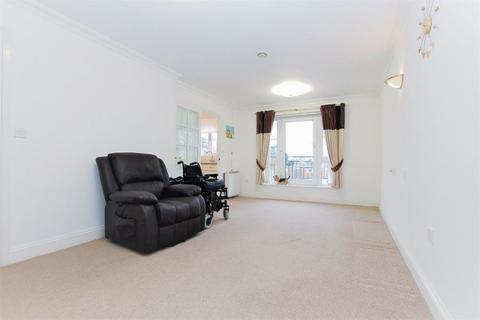 1 bedroom retirement property for sale, Pegasus Court, Kenton, HA3 0XT