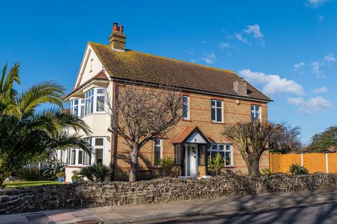 67 Church Road, Shoeburyness, Southend-on-sea, SS3 9EX