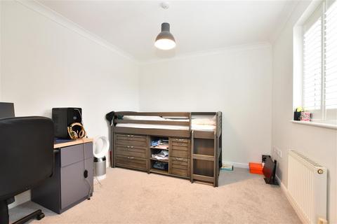 2 Lysander Court, North Weald, Epping, CM16 6HF