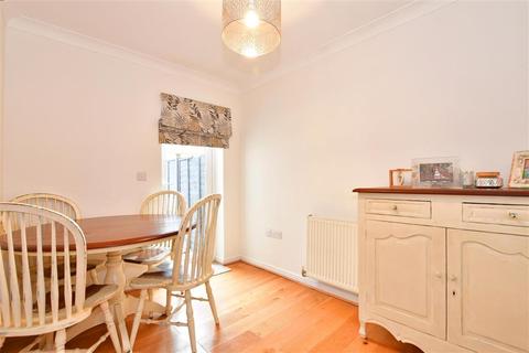 2 Lysander Court, North Weald, Epping, CM16 6HF