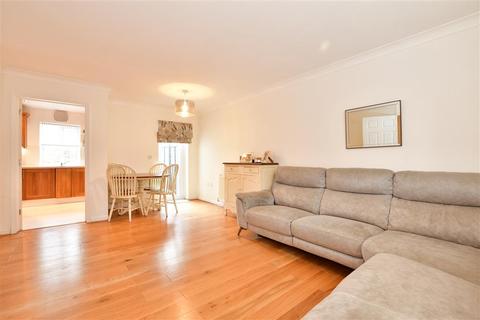 2 Lysander Court, North Weald, Epping, CM16 6HF
