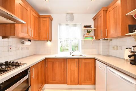 2 Lysander Court, North Weald, Epping, CM16 6HF