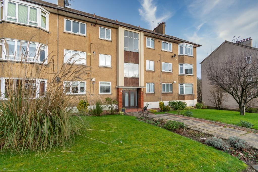 Dorchester Court, 5 Dorchester Place, Kelvindale, Glasgow, G12 0BS 2 bed flat £159,000