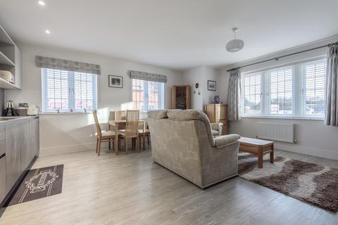 7, Tilney House Tilney Drive, Horsham, RH12 1GS