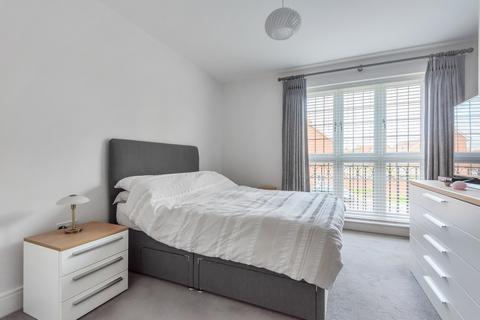 7, Tilney House Tilney Drive, Horsham, RH12 1GS