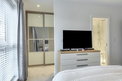 7, Tilney House Tilney Drive, Horsham, RH12 1GS
