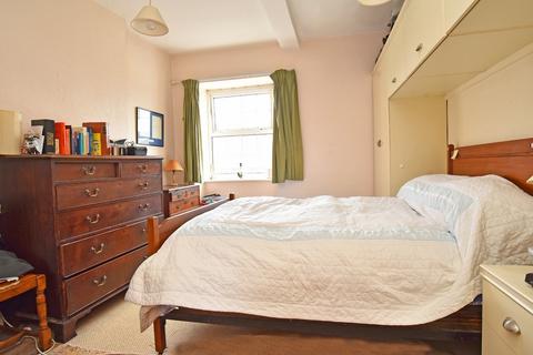 2 bedroom end of terrace house for sale, Briggate, Knaresborough