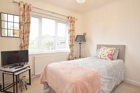 2 bedroom semi-detached bungalow for sale - Plompton Close, Harrogate