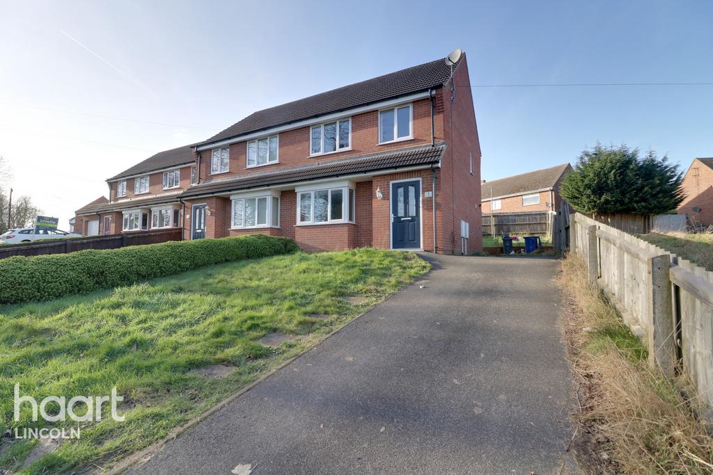 Orford Close, Market Rasen 3 bed semidetached house £150,000