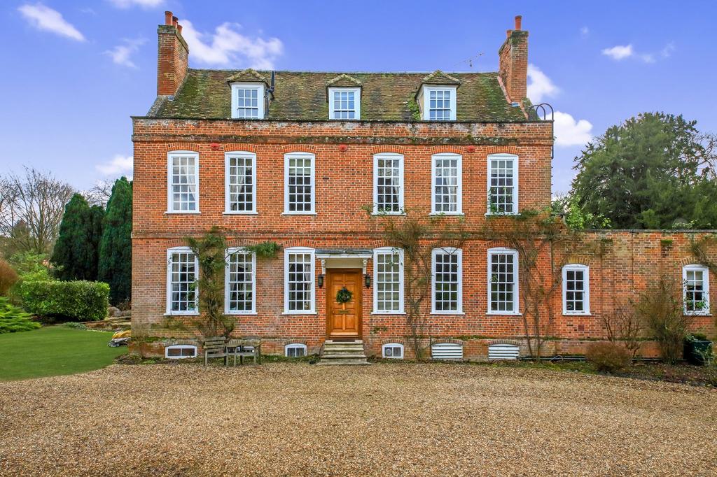 Rectory Road, Kedington, Suffolk 6 bed detached house £6,500 pcm (£