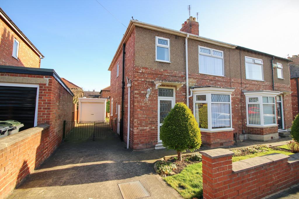 Newlands Road, Darlington, County Durham 3 bed semidetached house £