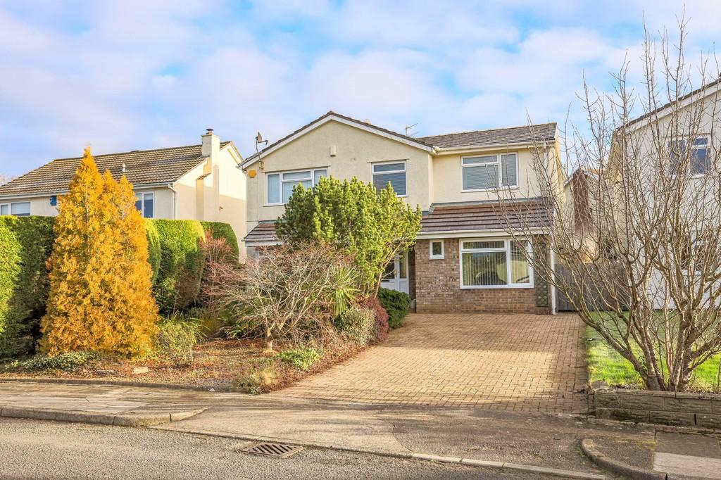 Ash Tree Close, Radyr, Cardiff 4 bed detached house for sale £500,000
