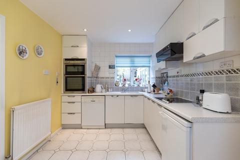 14 Ash Tree Close, Radyr, Cardiff, CF15 8RX