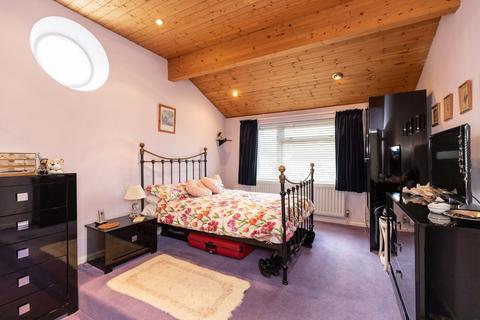 14 Ash Tree Close, Radyr, Cardiff, CF15 8RX