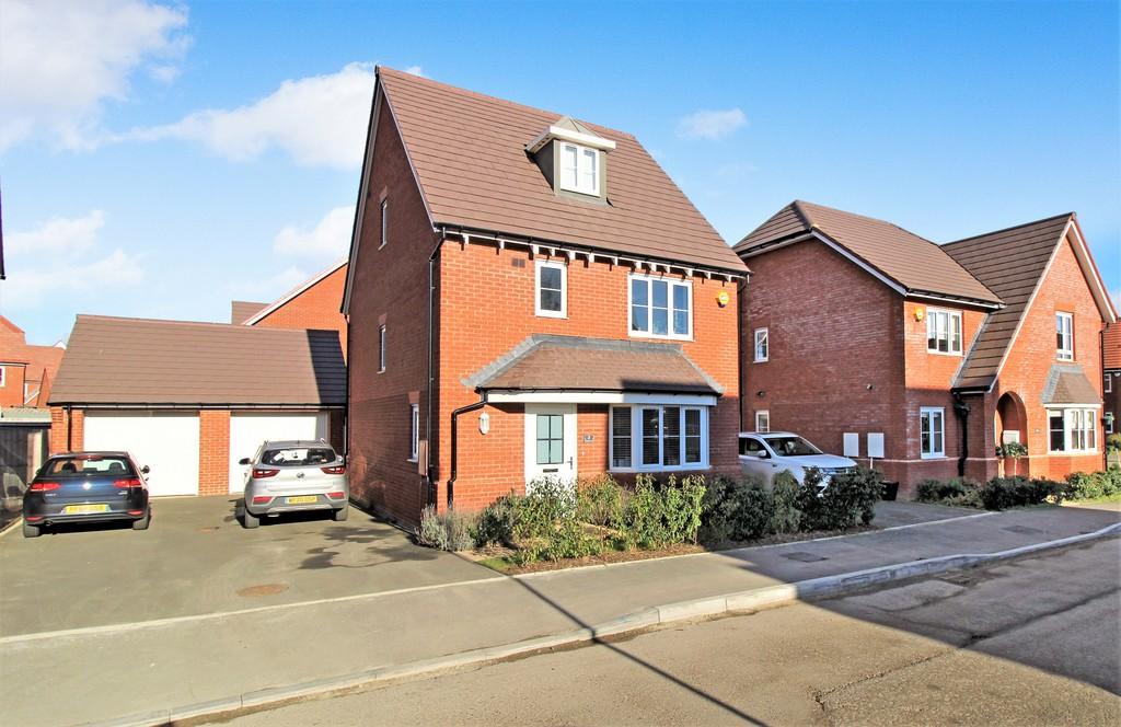 High Ground, Tadpole Garden Village 4 bed detached house £425,000
