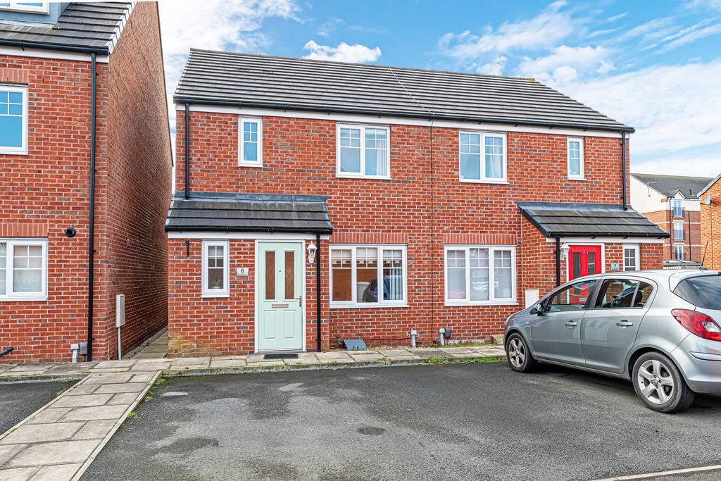 Kerridge Drive, Warrington, Cheshire 3 bed semidetached house £200,000