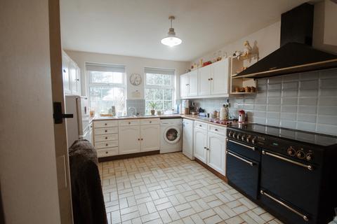 10 Exhibition Lane, Great Wakering, Southend-on-sea, SS3 0JA