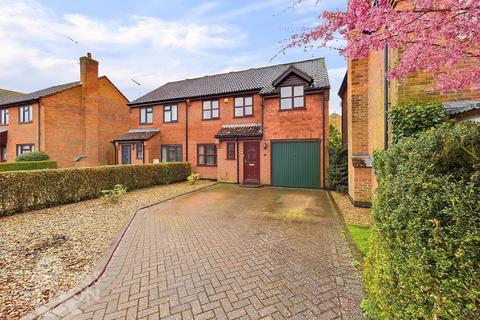 4 bedroom semi-detached house for sale, Longfield Close, Loddon, Norwich