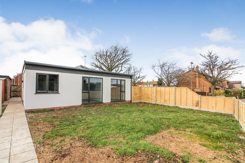Mill Lane, Bradwell, Great Yarmouth 3 bed detached bungalow £340,000