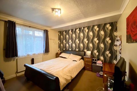 12 Whitehill Road, Dartford, DA1 4AA