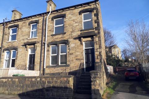 2 bedroom end of terrace house to rent, Gelderd Road, Birstall, Batley, WF17