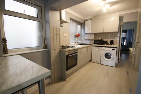 23 Barnes Crescent, Ensbury Park, Bournemouth, BH10 5AN