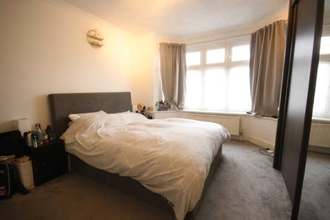 23 Barnes Crescent, Ensbury Park, Bournemouth, BH10 5AN