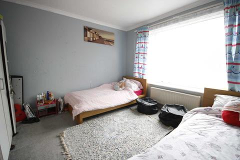 23 Barnes Crescent, Ensbury Park, Bournemouth, BH10 5AN