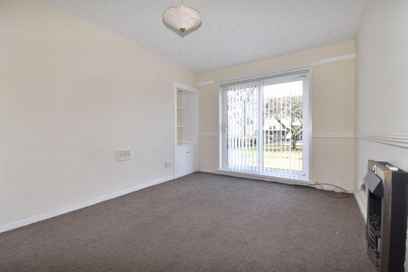 Stirling Road, Kilsyth 1 bed apartment £67,500