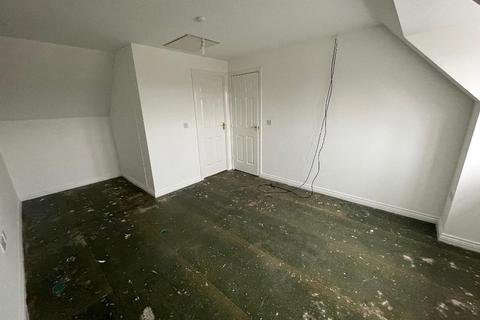 3 bedroom terraced house to rent, Ainsbrook Avenue, Moston, Manchester, M9 7FJ