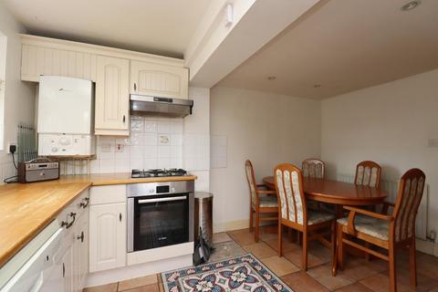 104 Bedford Road, Barton Le Clay, Bedford, MK45 4LR