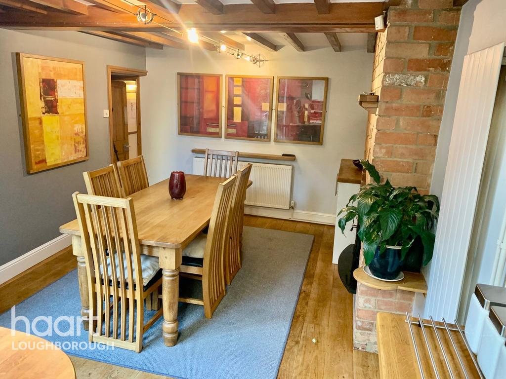 Meadow Lane, Loughborough 3 bed townhouse £220,000