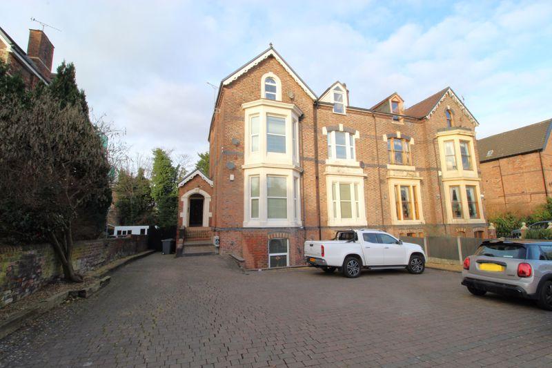 Lorne Road, Oxton 2 bed apartment £175,000