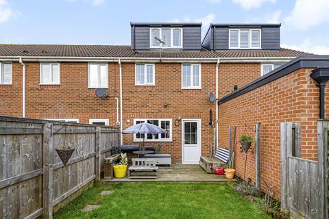 10 Squirrel Crescent, Wootton Bassett, Swindon, SN4 7SQ