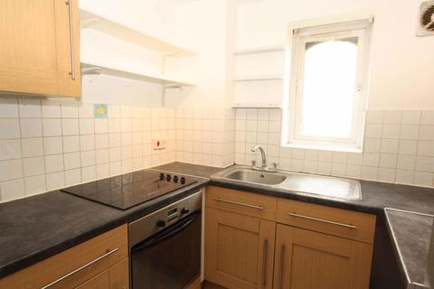 Flat 2, 91 Long Drive, Greenford, UB6 8NB