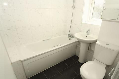 Flat 2, 91 Long Drive, Greenford, UB6 8NB