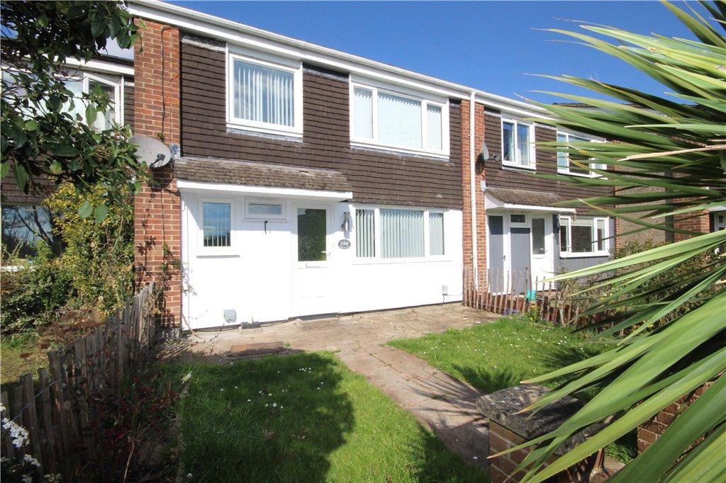 Selborne Avenue, Aldershot, Hampshire, GU11 3 bed terraced house £