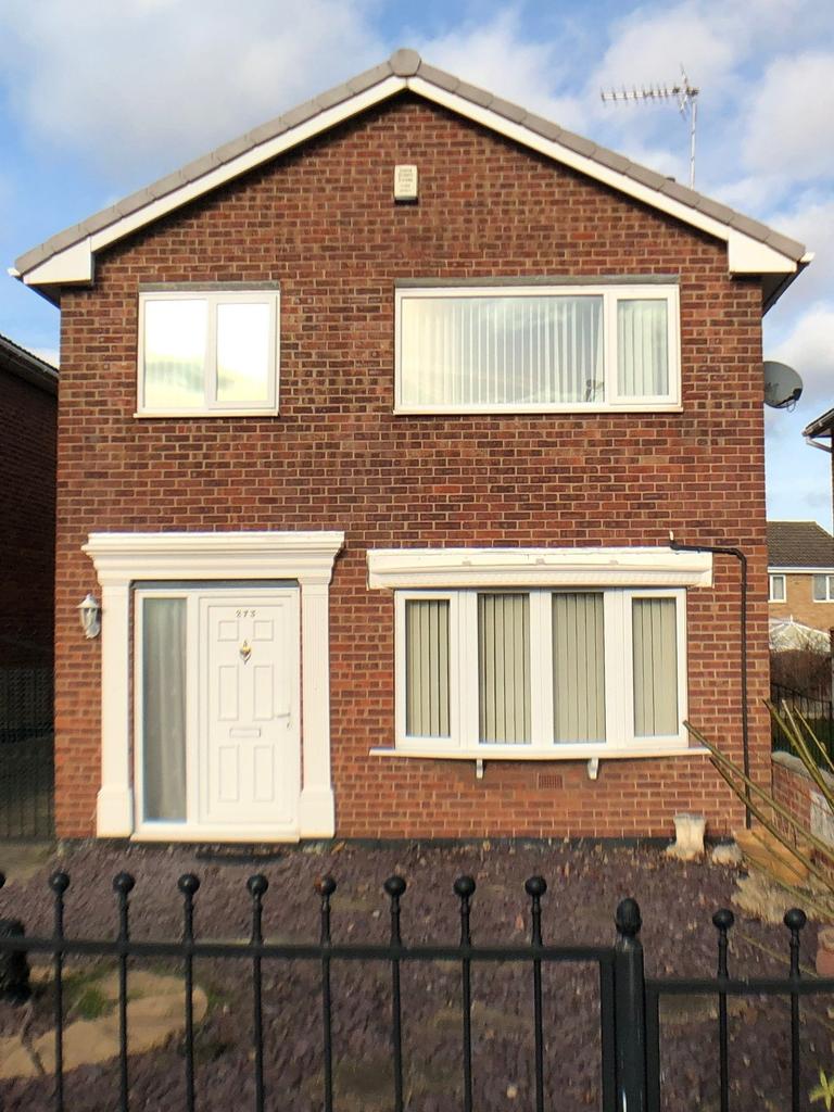 Goodison Boulevard, Doncaster 3 bed detached house £795 pcm (£183 pw)