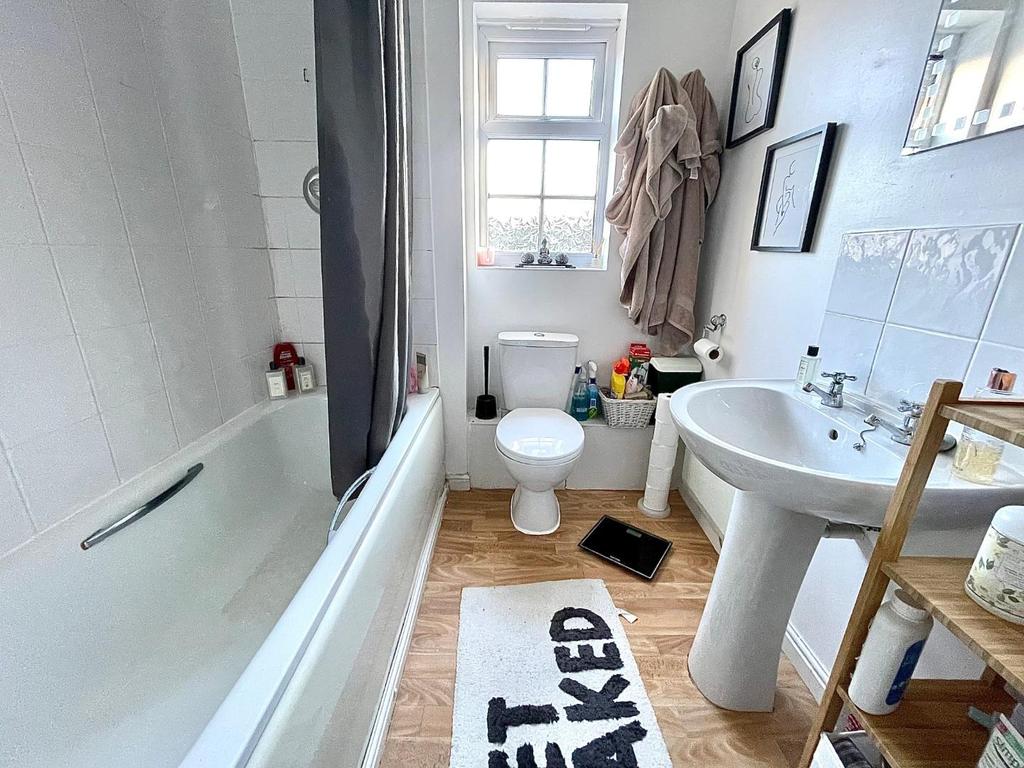 Bath.jpg