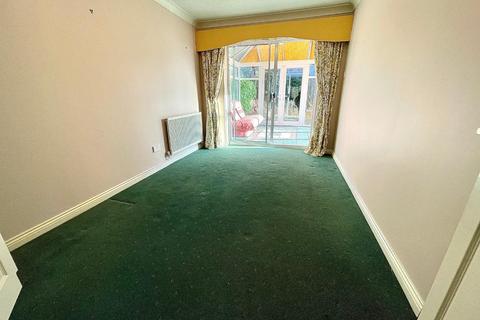 42 Flinters Close, Wootton, Northampton, NN4 6BH